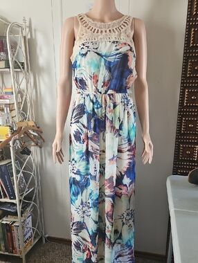 Source Unknown Blue Multi Floral Crochet-Yoke Maxi Dress